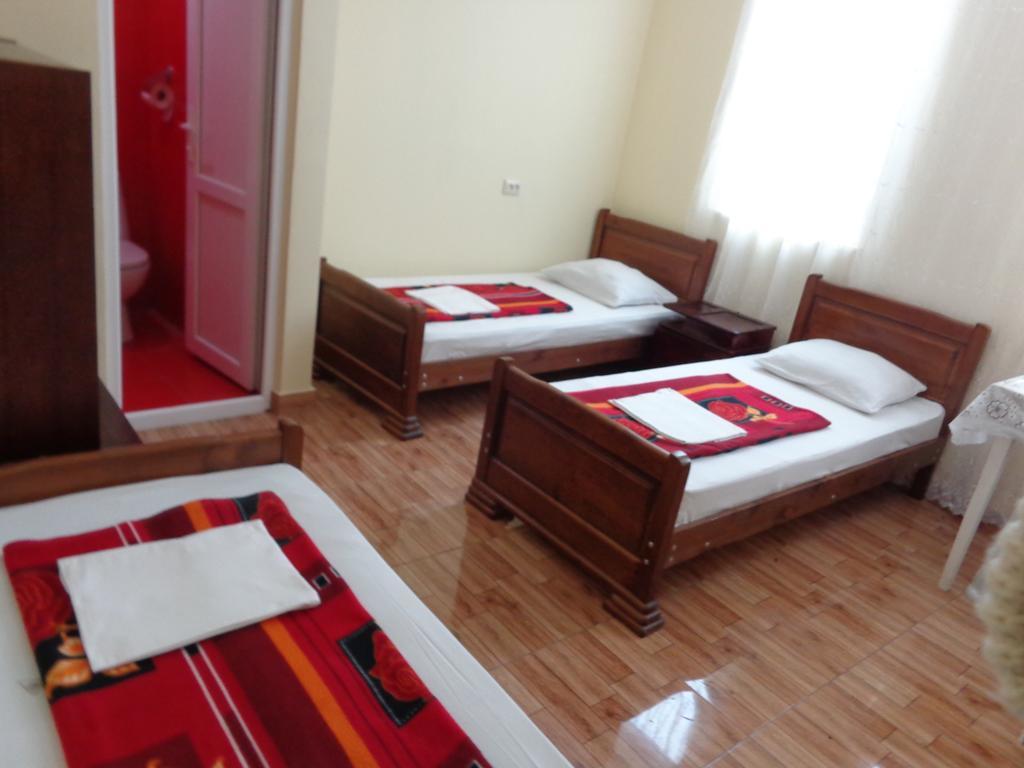 White Guest House Batumi Room photo